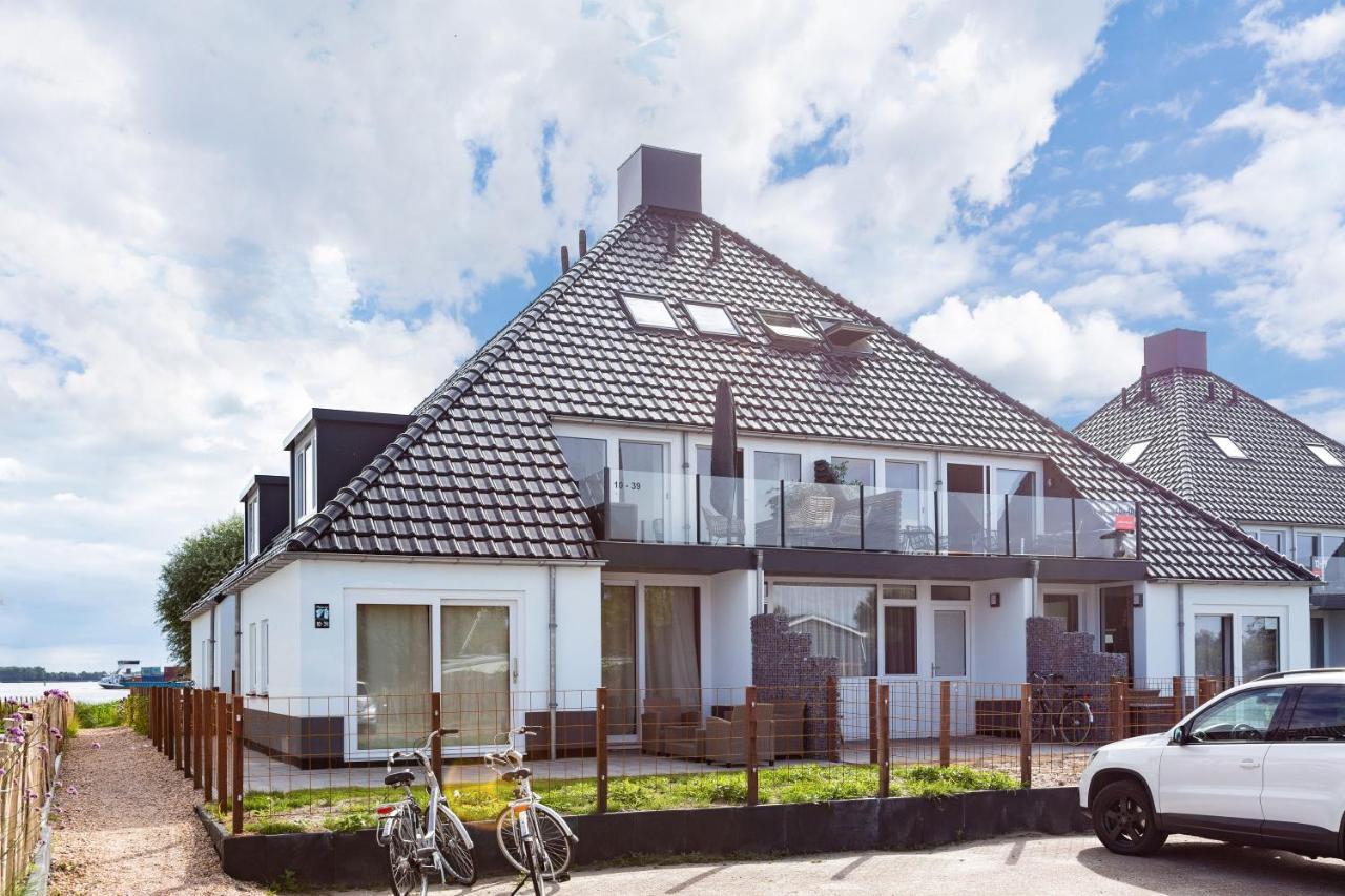 Welcome In - Paviljoenwei 10, Appartement 39 'Mar' Sneek - Offingawier Exterior foto